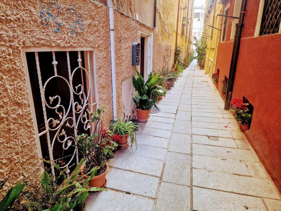 Casa Vacanza Castello Cagliari Exterior foto